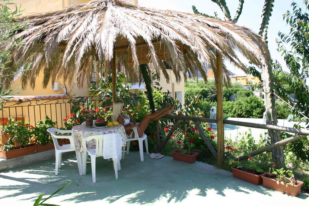 Forio di Ischia Aparthotel Villa Marinu מראה חיצוני תמונה