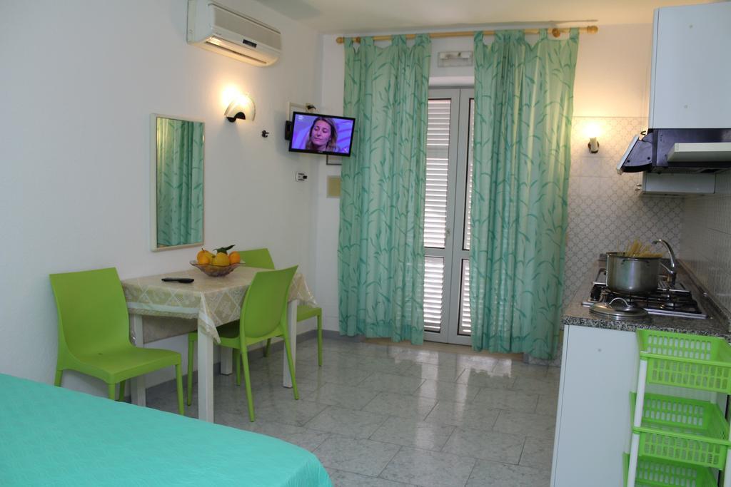Forio di Ischia Aparthotel Villa Marinu מראה חיצוני תמונה