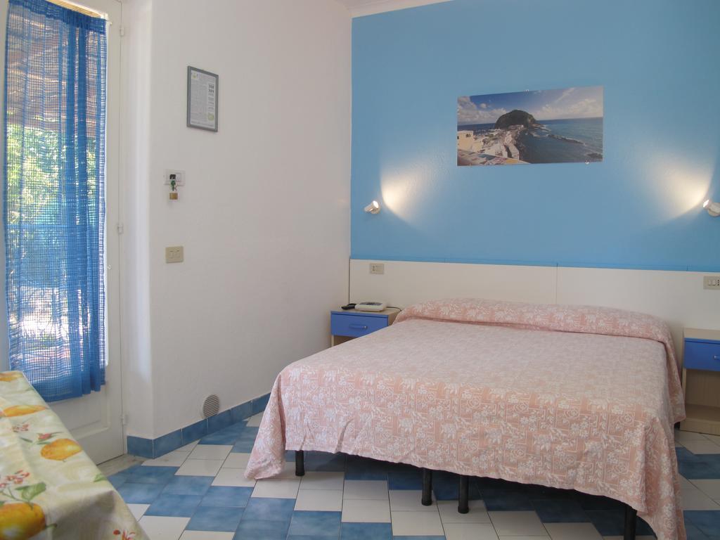 Forio di Ischia Aparthotel Villa Marinu מראה חיצוני תמונה